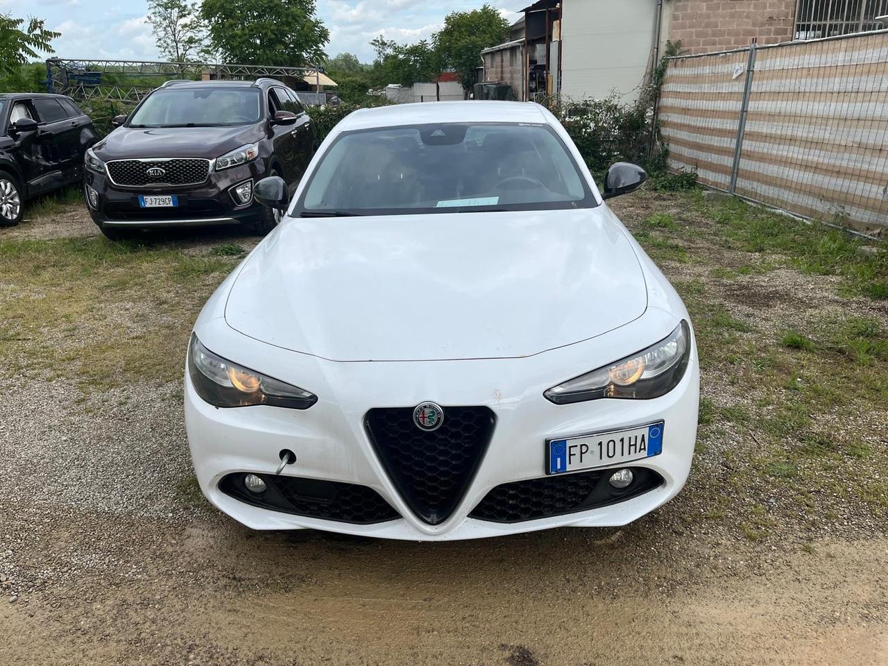 Alfa Romeo Giulia 2.2 Turbodiesel 150 CV AT8 Business