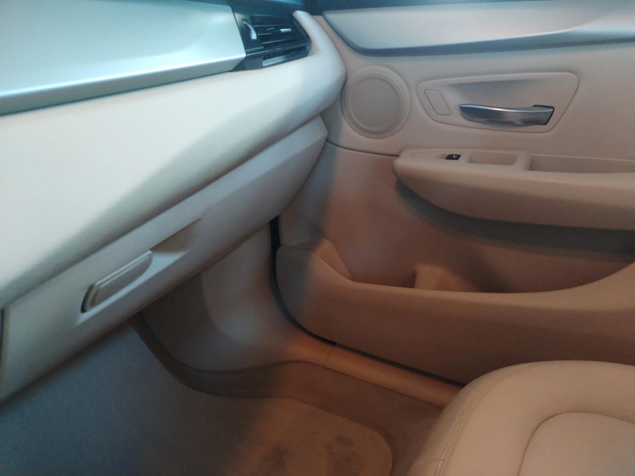 Bmw 216 216d Active Tourer