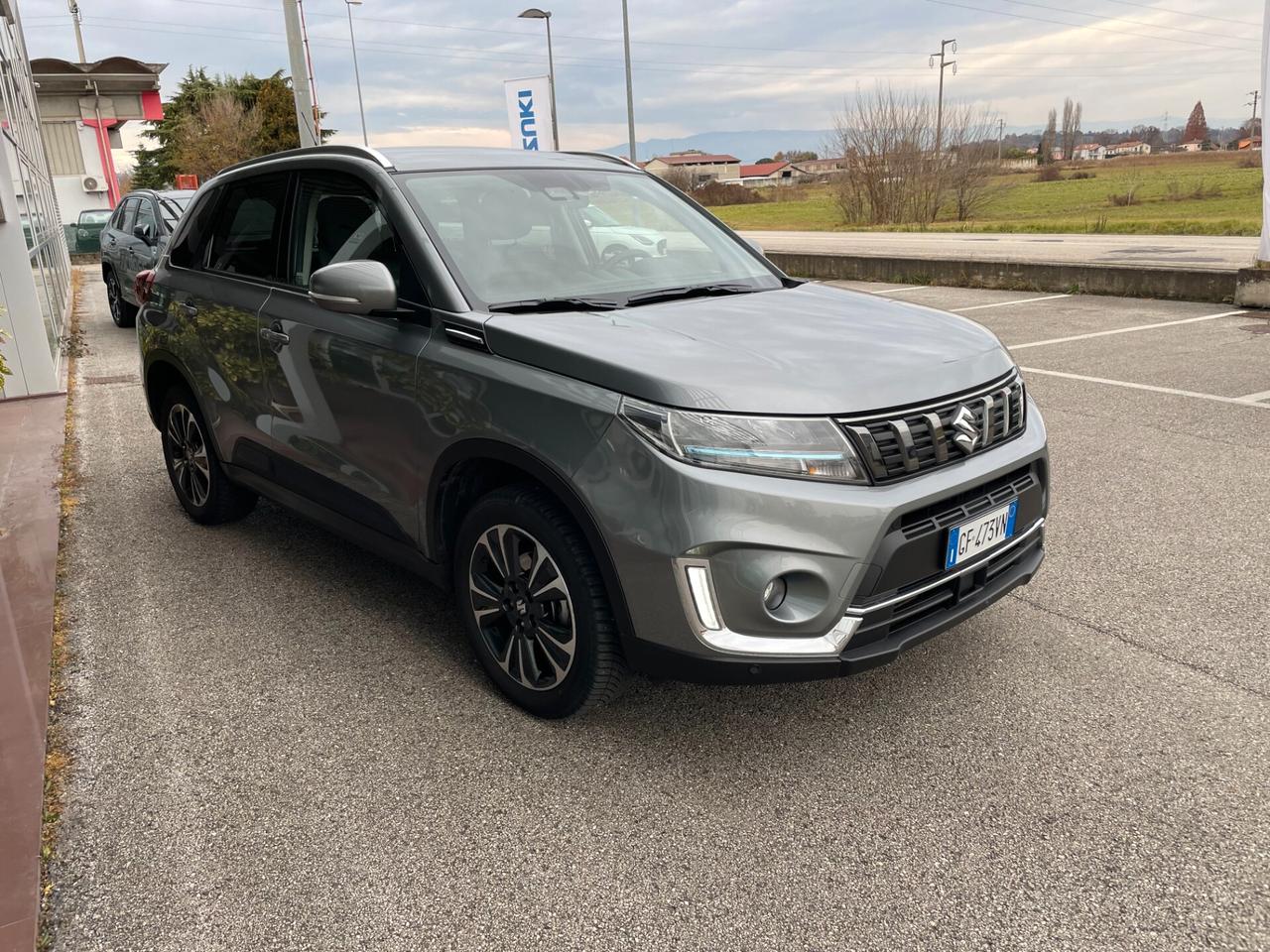 Suzuki Vitara 1.4 Hybrid Top