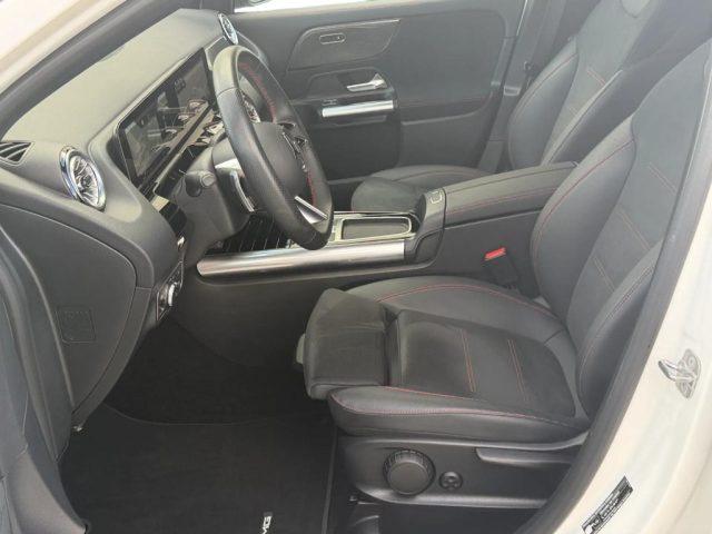 MERCEDES-BENZ GLA 200 Automatic AMG Line Premium