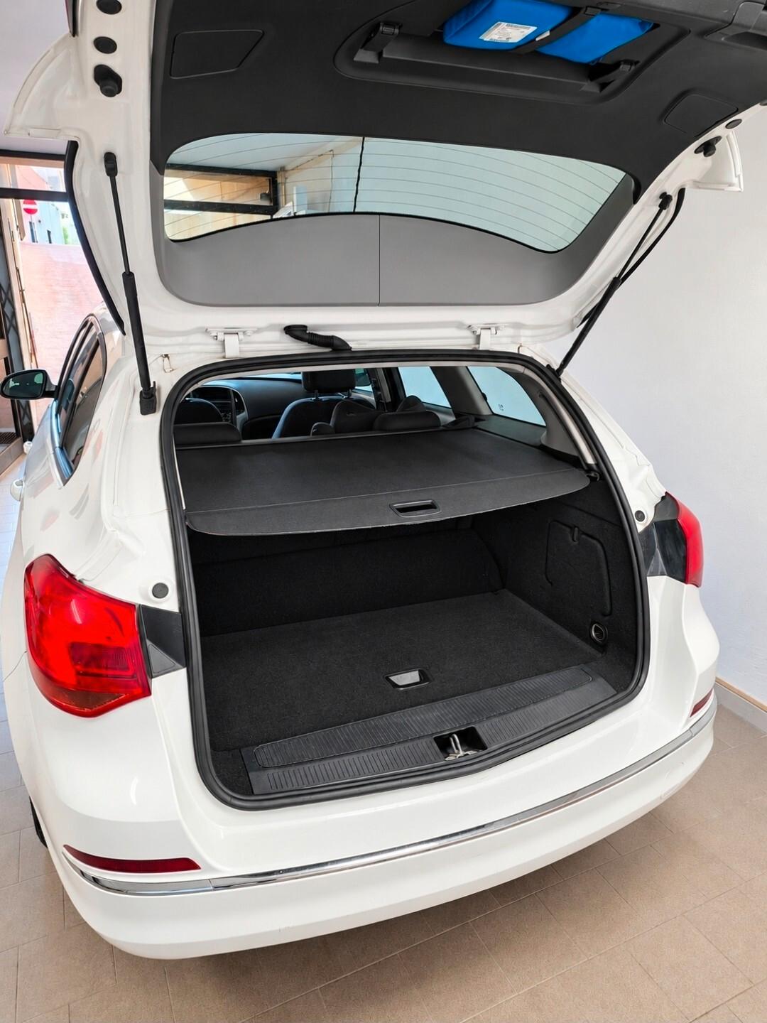 Opel Astra 1.7 CDTI 110CV Sports Tourer Elective
