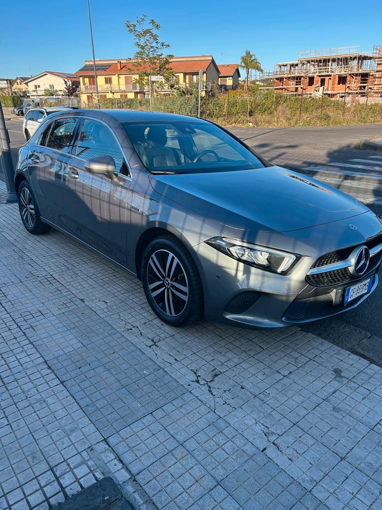 Mercedes-benz A 250 A 250 e Automatic EQ-Power Sport