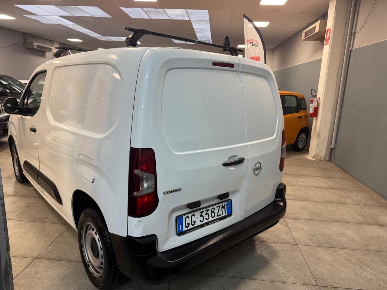 Opel Combo Cargo 1.5 Diesel 100CV PC 650kg Edition