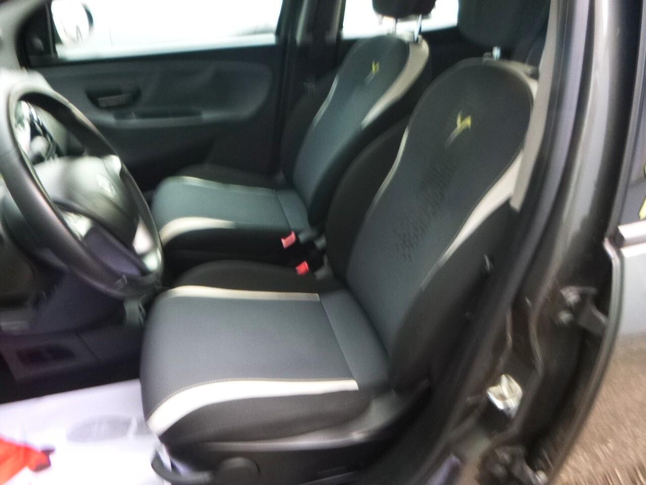 Lancia Ypsilon 1.2 69 CV 5 porte S&S Elefantino