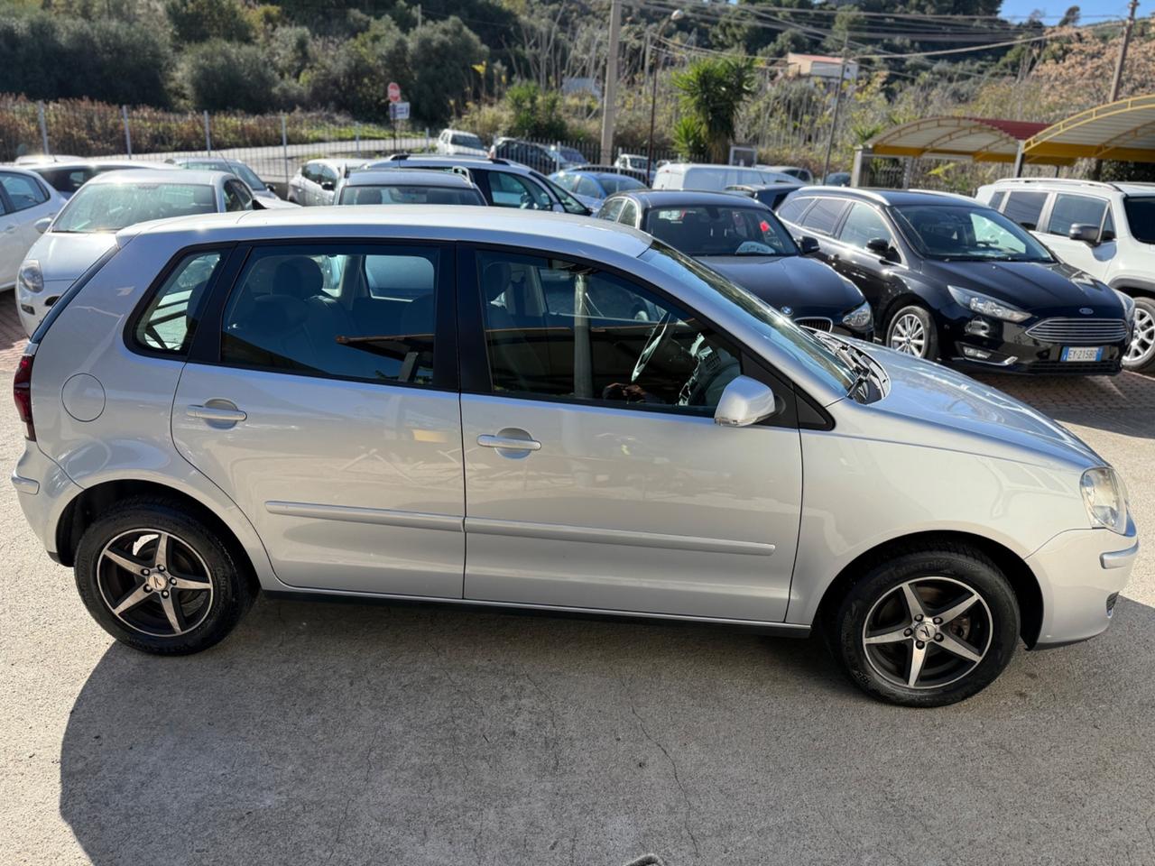 Volkswagen Polo 1.2 5p. Trendline KM CERTIF