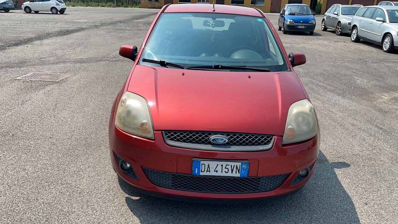 Ford Fiesta 1.4 TDCi NEOPATENTATI