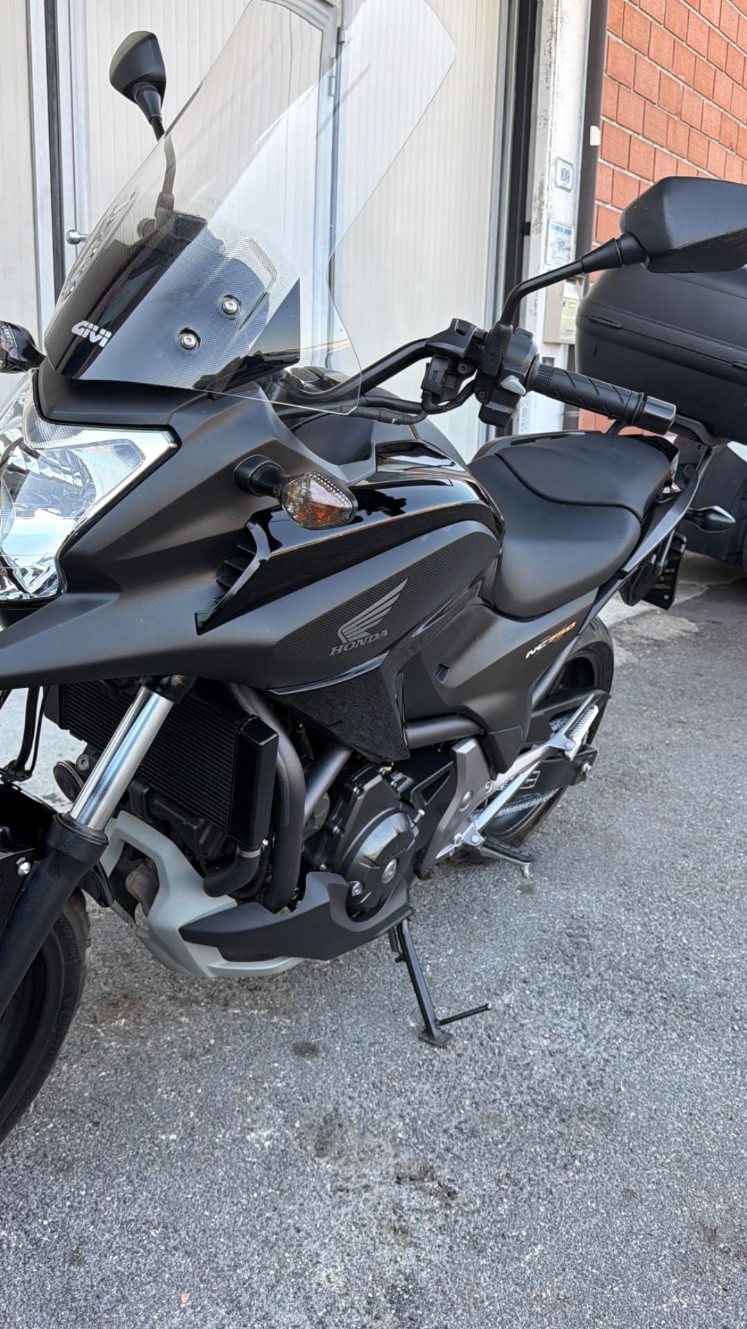 Honda NC 750 X DCT