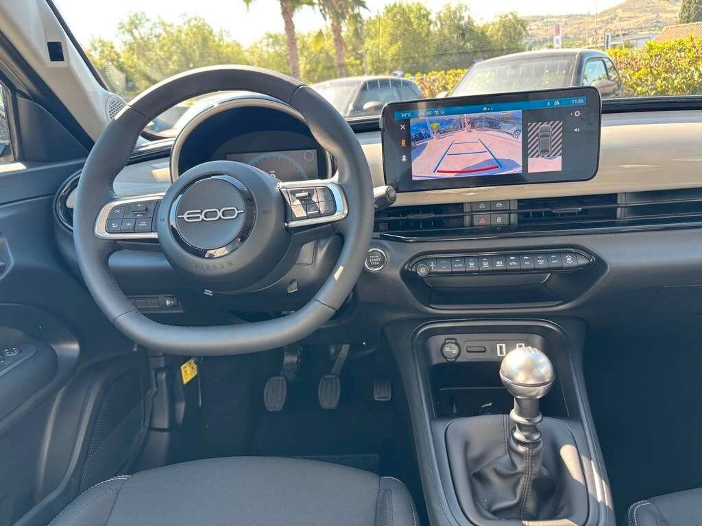 Fiat 600 100 CV Icon 2026 / KM 0 IVA ESPOSTA Tua a solo 215 Euro al mese