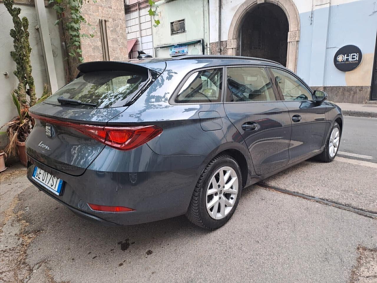 Seat Leon Ibrida 1.5 eTSI DSG garantita