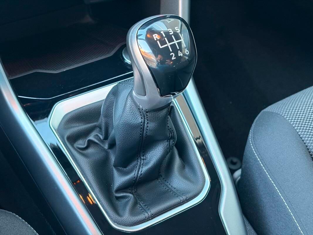 Volkswagen T-Roc 1.0 tsi Style 110cv