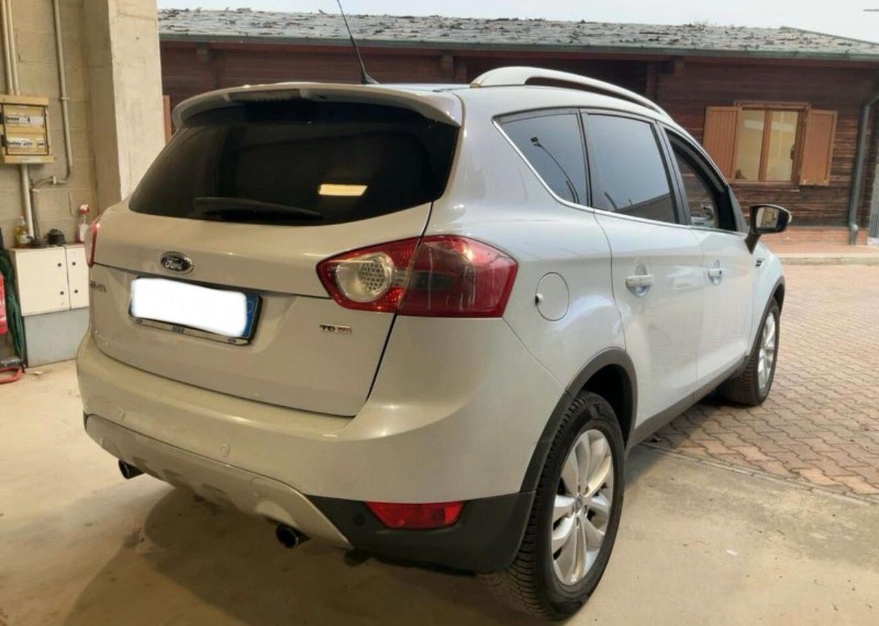 Ford Kuga 2.0 TDCi 136 CV 4WD Titanium