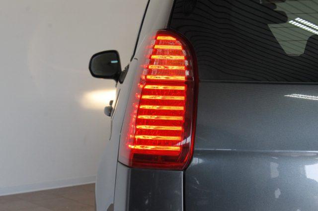 PEUGEOT 5008 1.6 HDi 115CV Business 7 POSTI