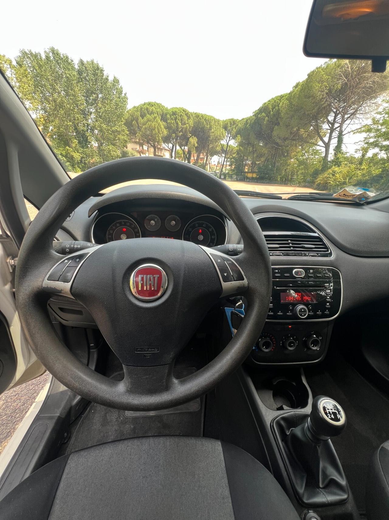 ADATTA PER NEOPATENTATI Fiat Punto 1.2 8V 5 porte Lounge