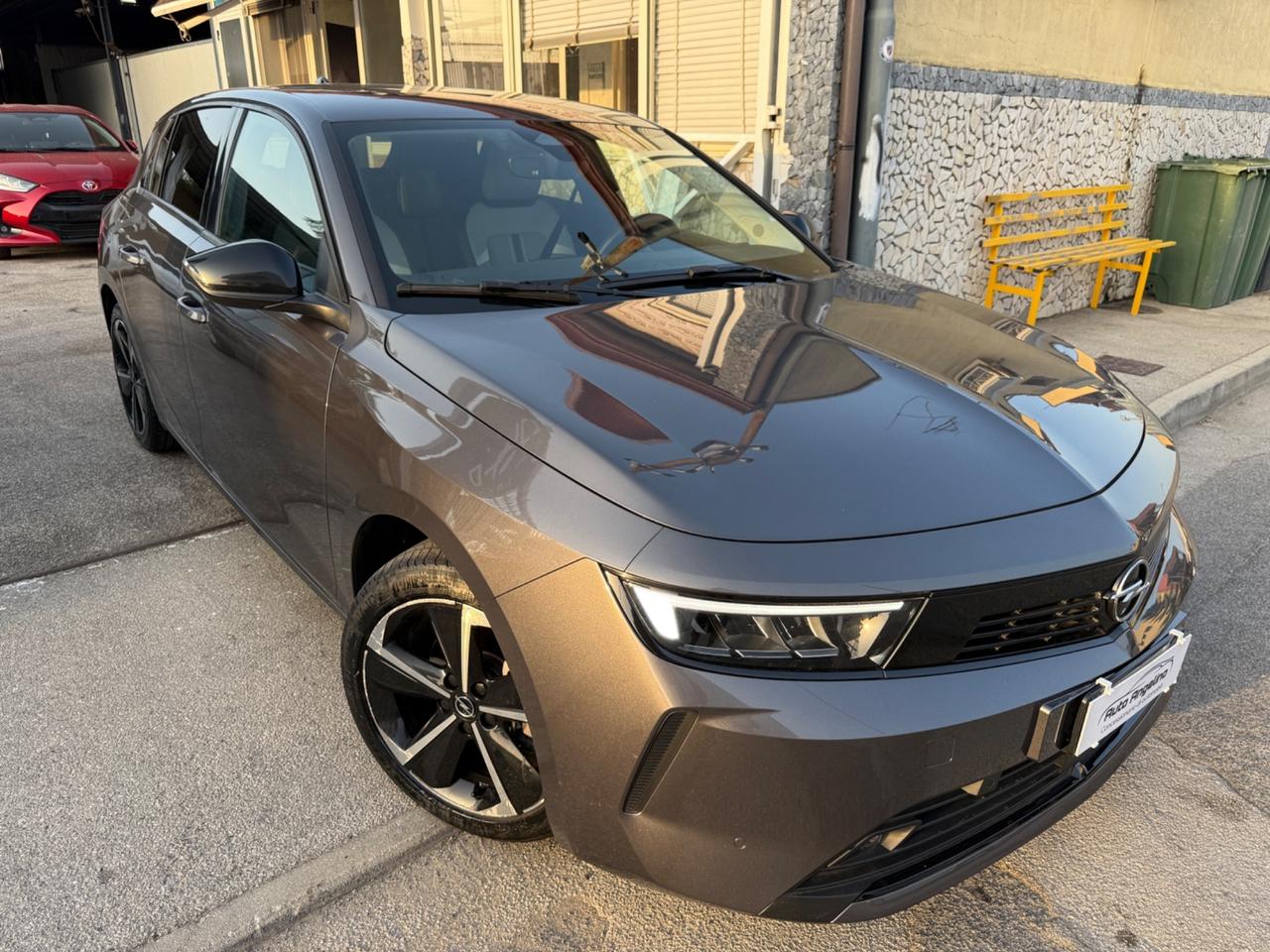 Opel Astra 1.2 Turbo 130 CV Elegance