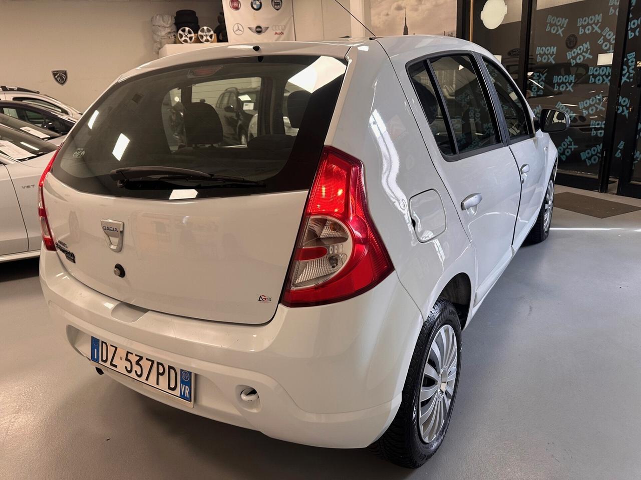 DACIA SANDERO GPL DI FABBRICA 5 PORTE
