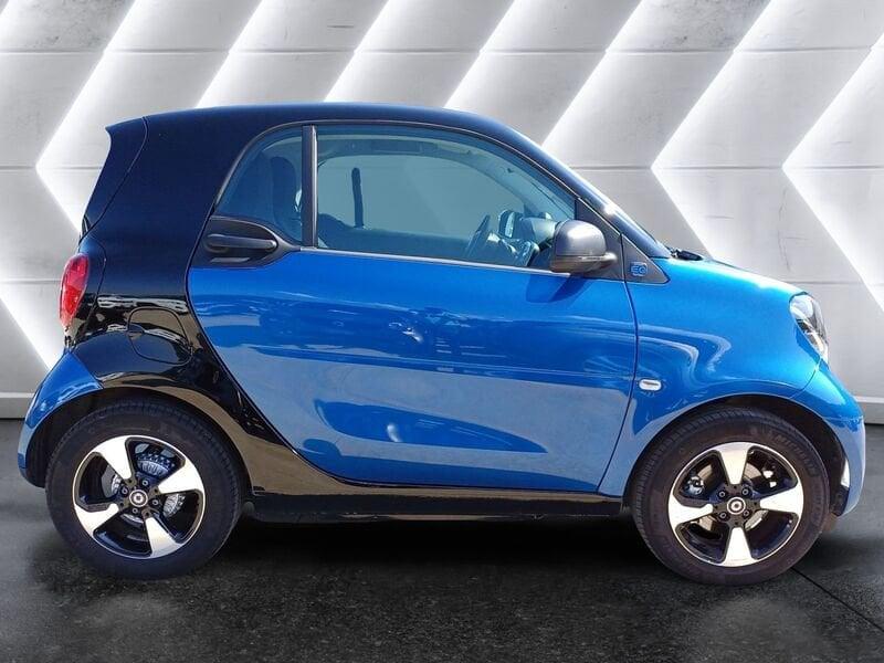 smart fortwo eq Passion 22kW