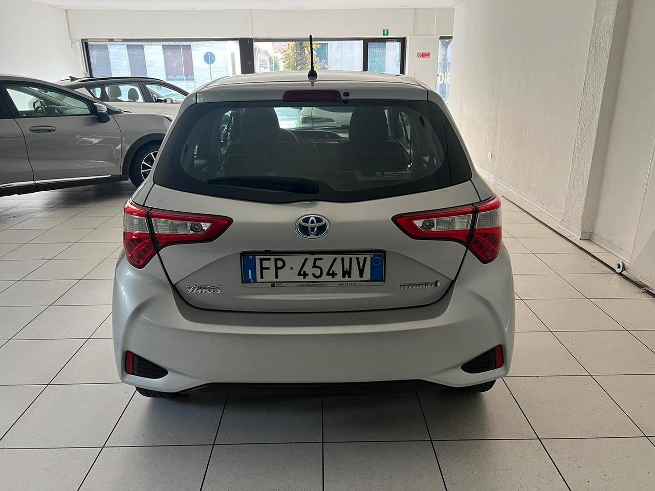 Toyota Yaris 1.5 Hybrid 5 porte Active