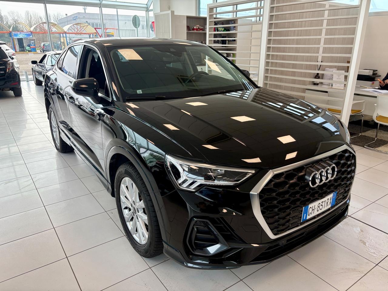 Audi Q3 SPB 35 TFSI S Tronic Business Plus