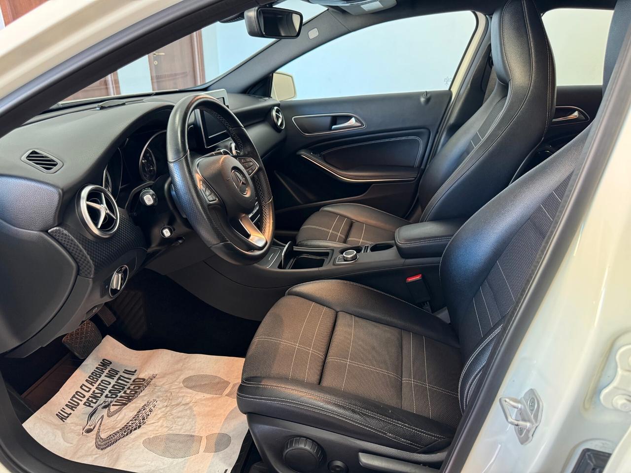 Mercedes-benz A 180d Sport Activity edition auto