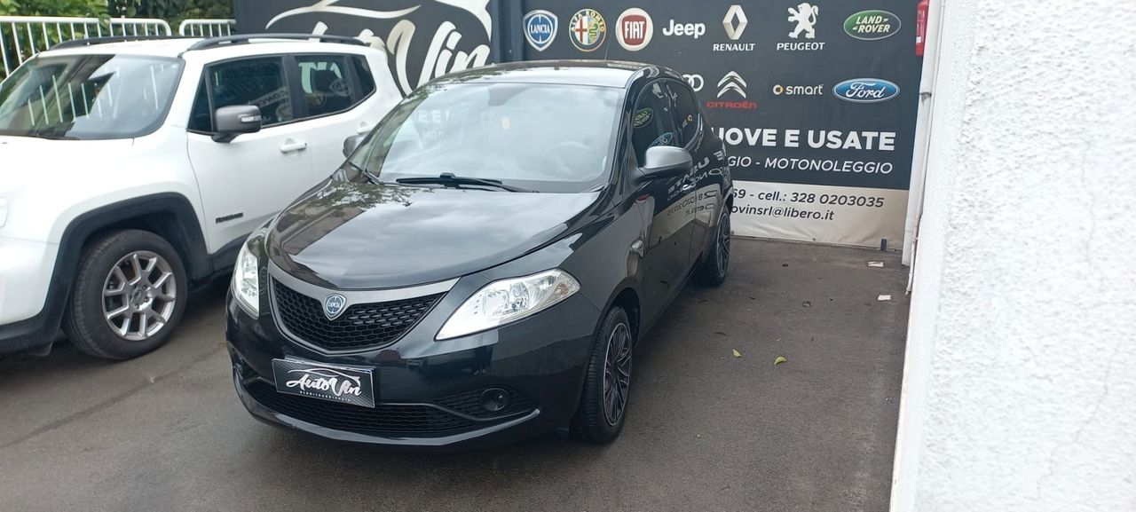 Lancia Ypsilon 1.2 69 CV 5 porte GPL Ecochic Gold