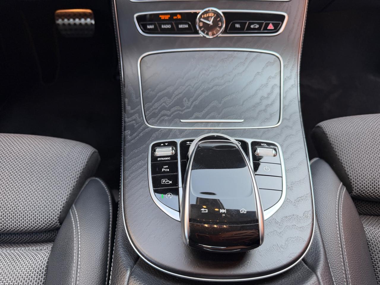 Mercedes-benz E 200 d Auto Premium Plus