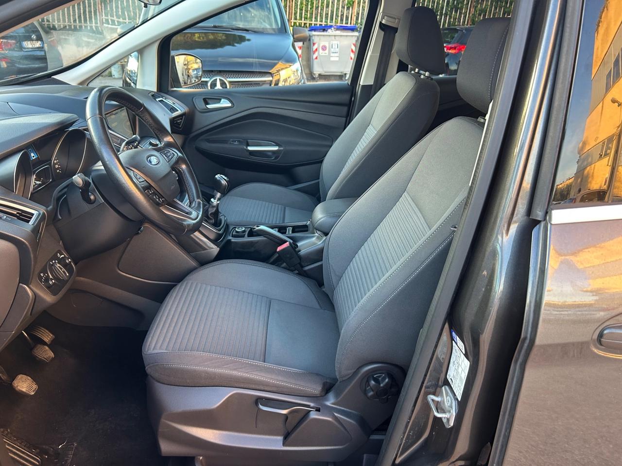 Ford C-Max7 1.5 TDCi 120CV 7 Posti Gancio Traino