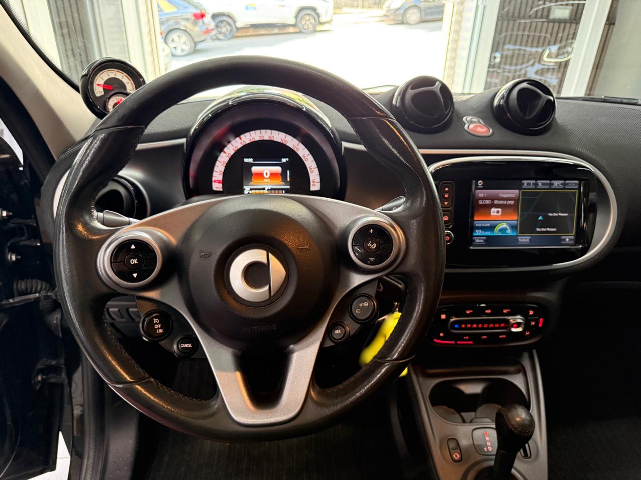 Smart ForFour 90 0.9 Turbo Superpassion NAVIGATORE FARI LED