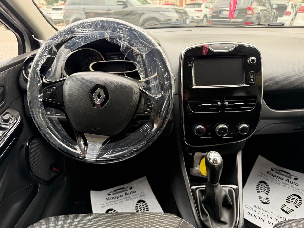 Renault Clio 1.2 75CV - Neopatentati