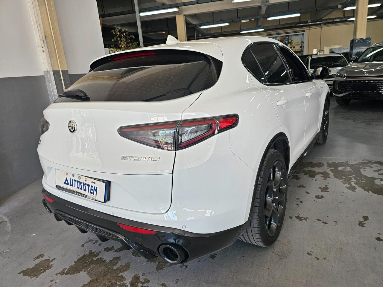 Alfa Romeo Stelvio 2.2 Turbodiesel 160 CV AT8 RWD Veloce