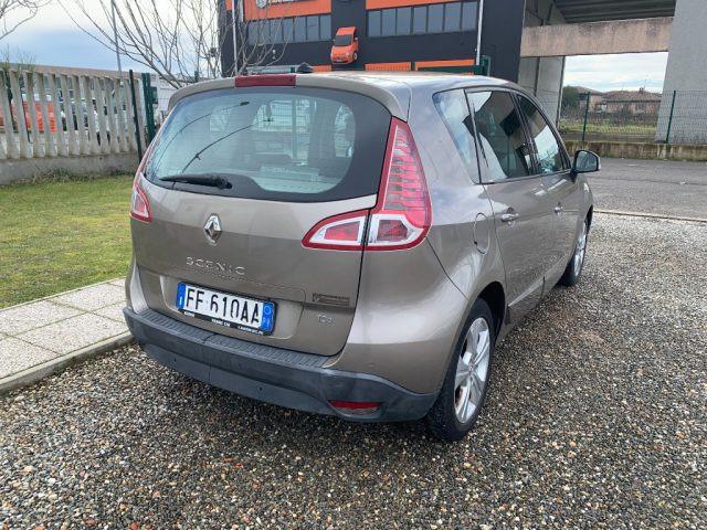 RENAULT Scenic 1.4 16V TCE Dynamique