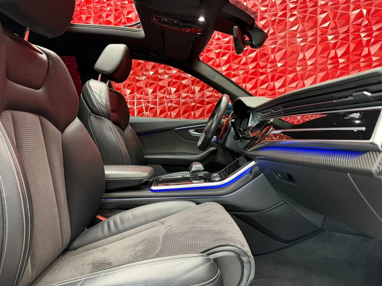 Audi Q8 50 TDI 286CV ALLES. SQ8 TETTO IVA DEDUCIBILE