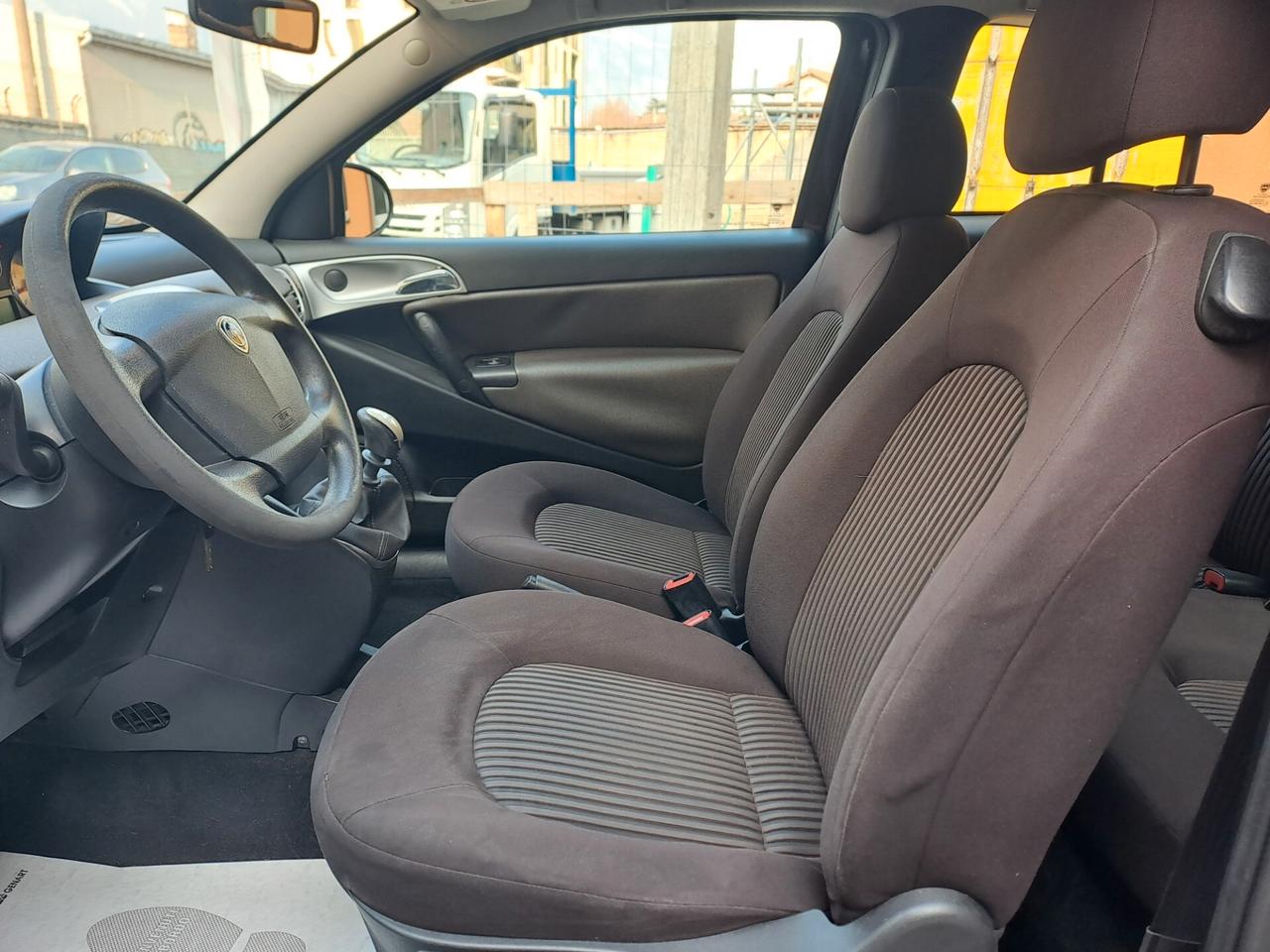 LANCIA YPSILON 1.2 BENZINA *OK NEOPATENTATI*