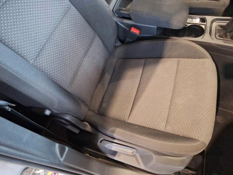Volkswagen Touran 2.0 TDI 150 CV SCR DSG Business BlueMotion Technology