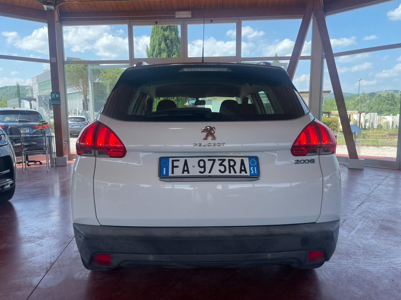 Peugeot 2008 PureTech 82 Allure