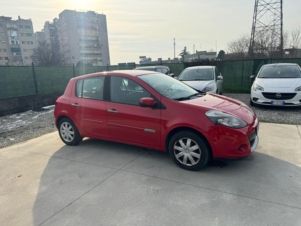 Renault Clio 1.2 16V 5 porte GPL Dynamique neopatentato