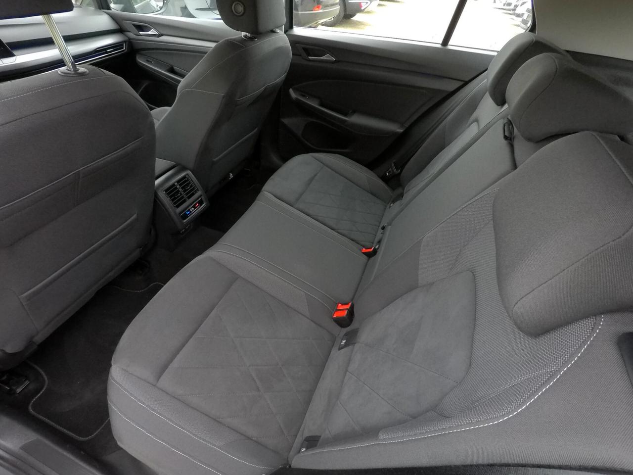 Volkswagen Golf 2.0 TDI 150 CV DSG SCR Style