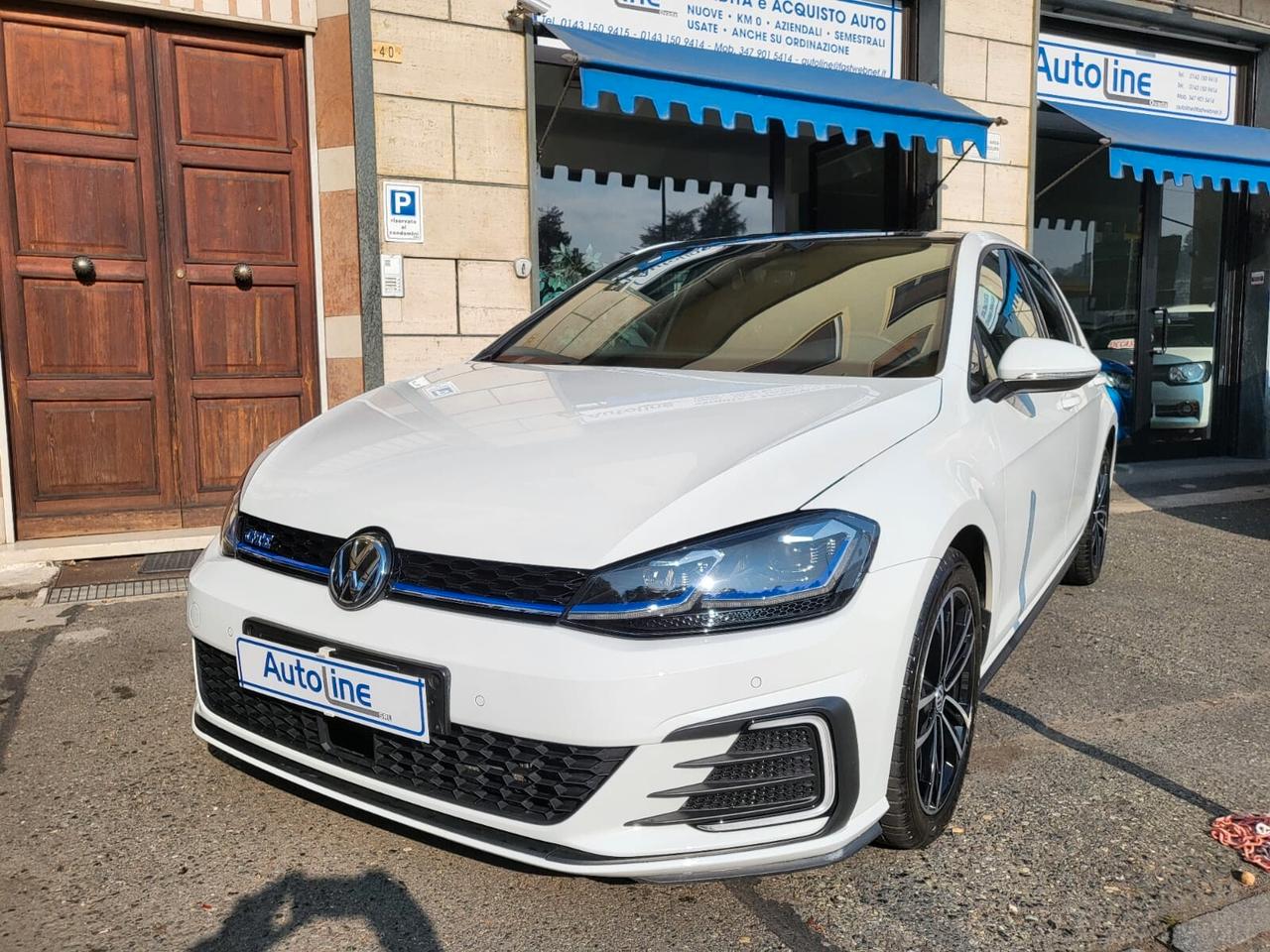 Volkswagen Golf 1.4 GTE HYDRID 5p. TETTO