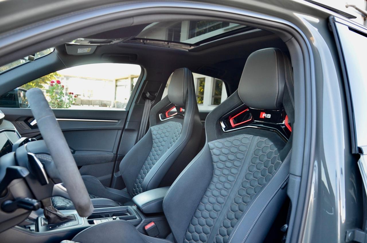 AUDI RSQ3 SPORTBACK 2.5 EDITION 10 YEARS QUATTRO 400cv S-TRONIC, BOLLO E SUPER 4/27, CARBOCERAMICA, TETTO, SEDILI CARBONIO, MATRIX, HI-FI SONOS, PERMUTE