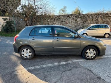 Toyota Corolla 1.4 16V 5 porte Sol