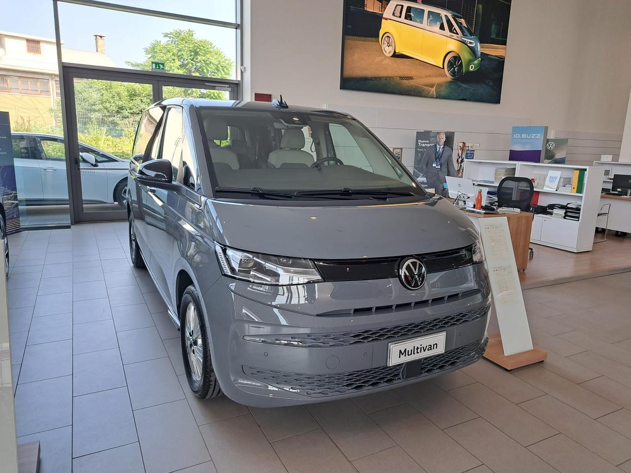 Volkswagen T7 Multivan 2.0 tdi space 150cv dsg 7p.ti