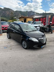 Lancia Ypsilon 1.3 MJT 16V 95 CV 5 porte S&S 30th Anniversary