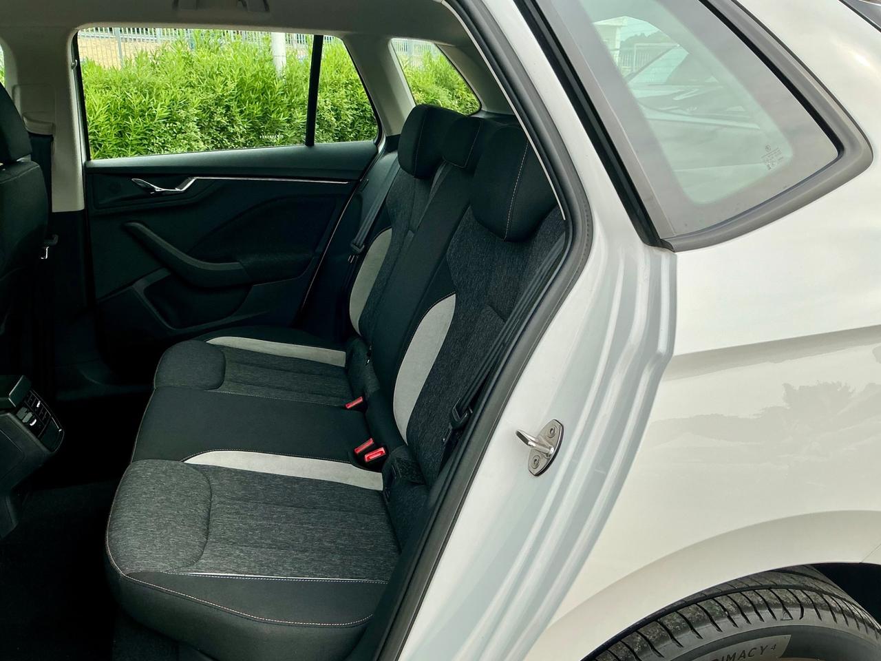 Skoda Kamiq 1.0 TSI 110 CV DSG Style Cambio Automatico