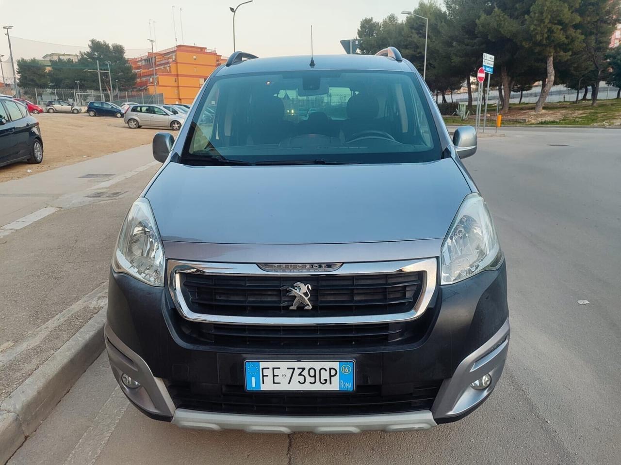 Peugeot Partner Tepee 1.6 bluehdi 100CV 2016!!!!