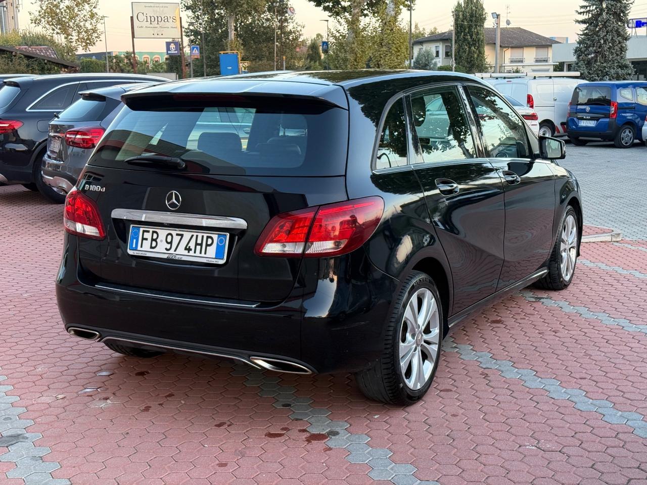 Mercedes-benz B 180 d Executive - Neopatentati