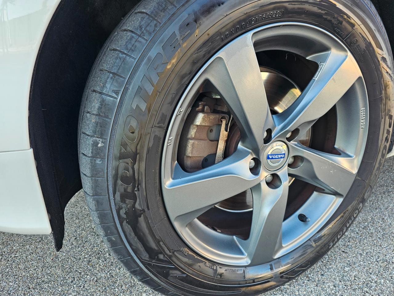 Volvo XC 60 XC60 D5 AWD R-design
