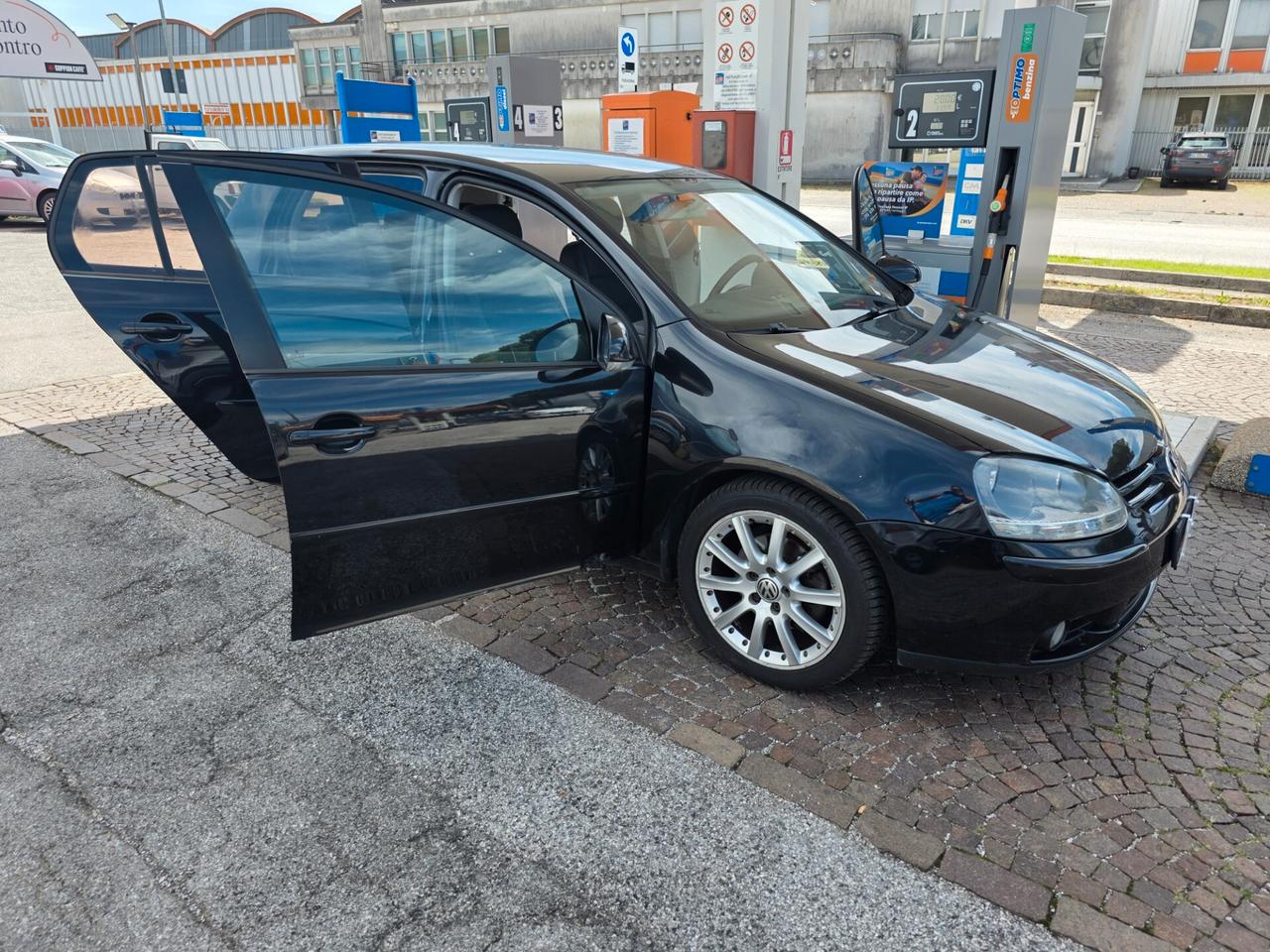 Volkswagen Golf 2.0 16V TDI 5p. Sportline con 361.000km