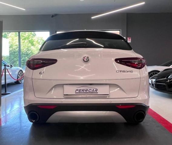 Alfa Romeo Stelvio 2.0 t First Edition Q4 280cv auto