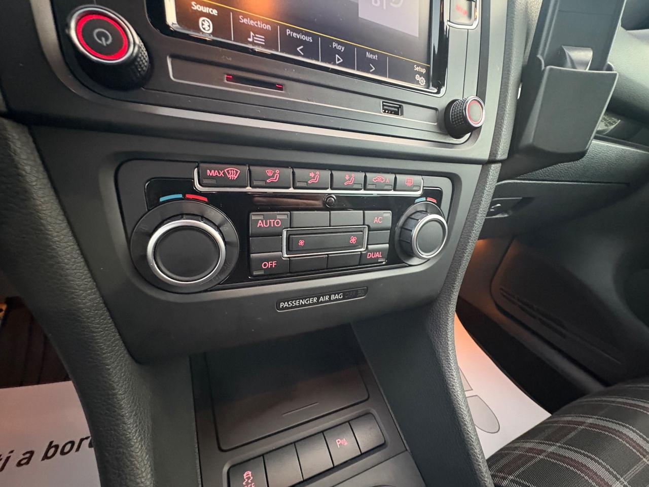 Volkswagen Golf GTI 2.0 TSI 5p.