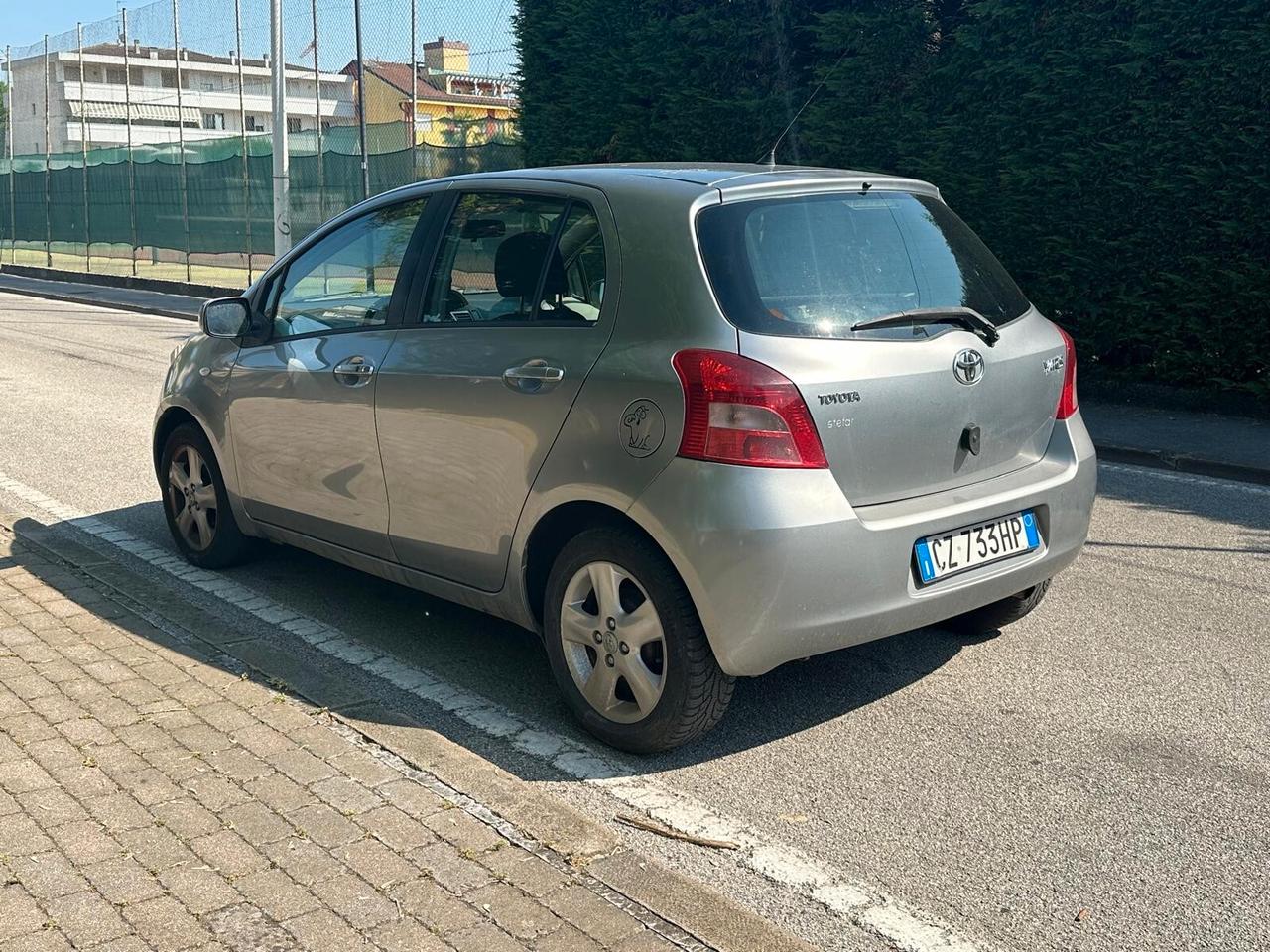 Toyota Yaris 1.0 5 porte - FRIZIONE NUOVA - NEOPATENTATI