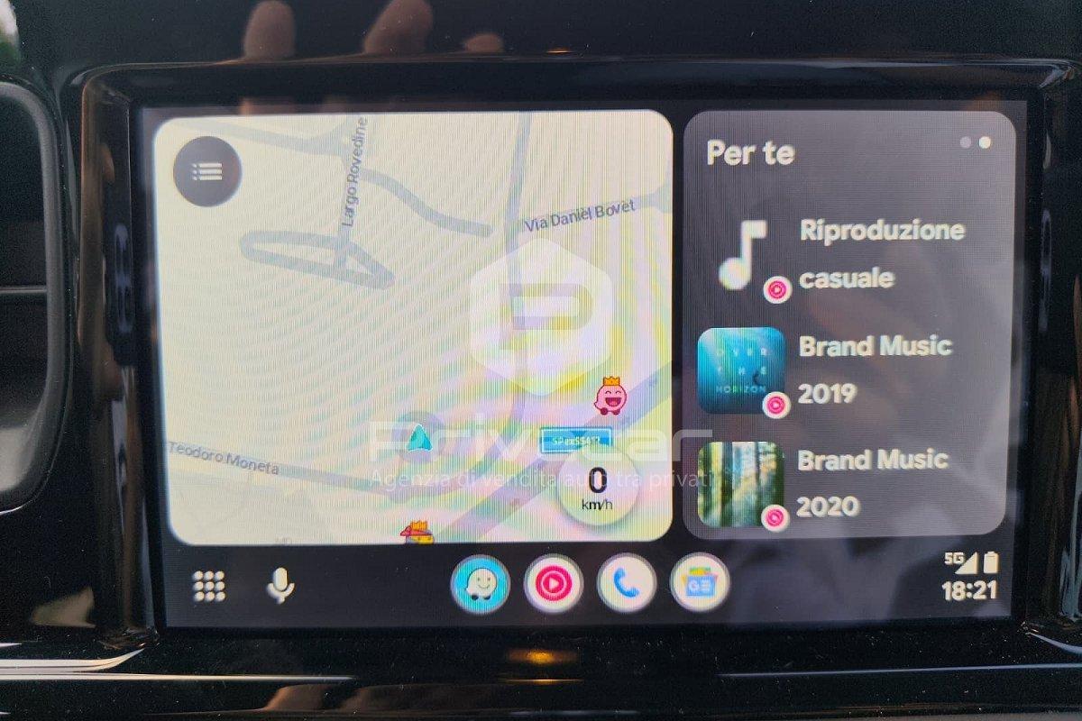 FORD Tourneo Courier 1.0 EcoBoost Powershift Titanium